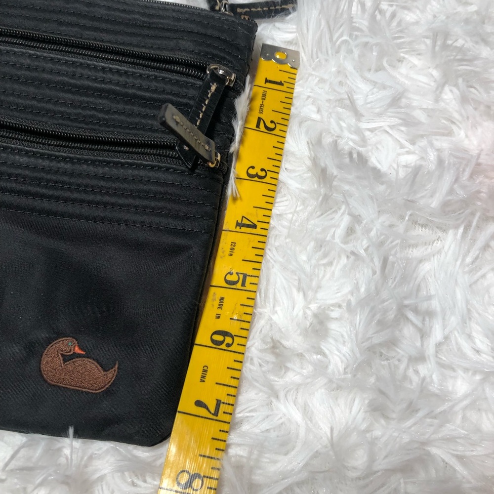 Dooney & Bourke - Picture 5 of 6